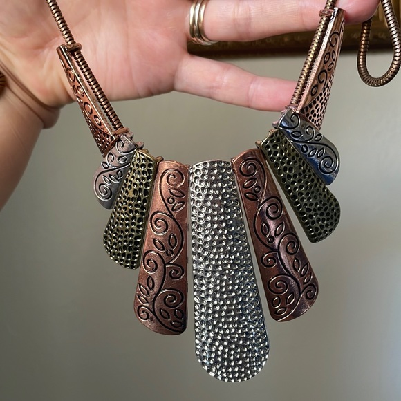 Hammered copper and silver boho statement necklace - Picture 2 of 4